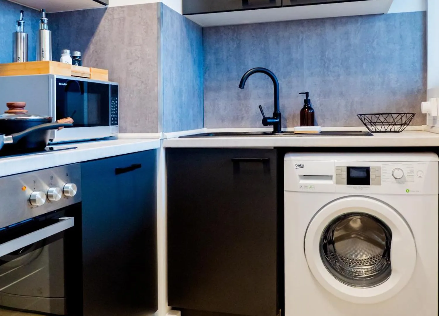 Elite Apartment Cologne 0*,